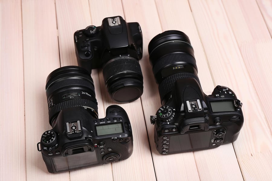 Canon EOS R50 vs Nikon Z30: Welche Einsteigerkamera ist besser?